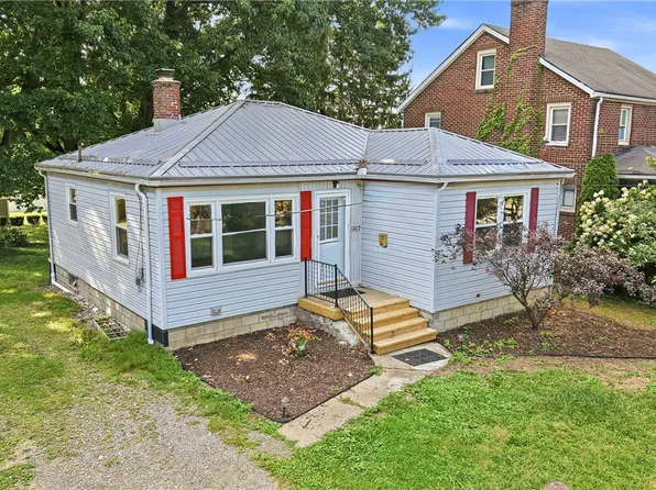 967 Bechtol Ave, Sharon, PA 16146
