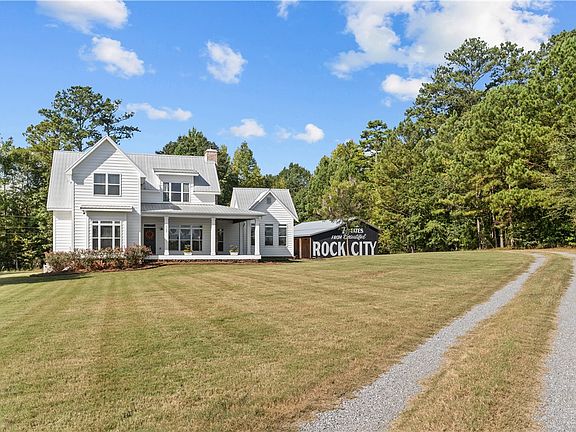 2nd image of 6348 Jackson Rd