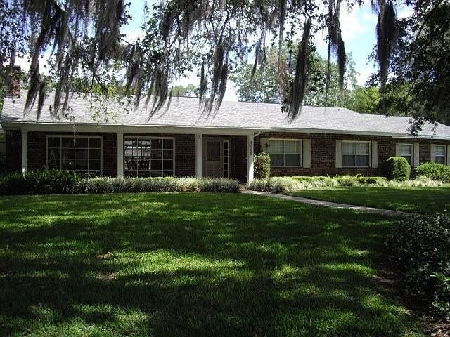1190 E. Hibiscus Dr., 
