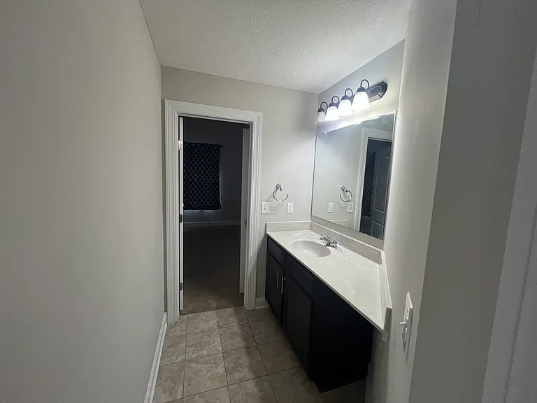 8043 Oak Meadow Dr — Photo 15