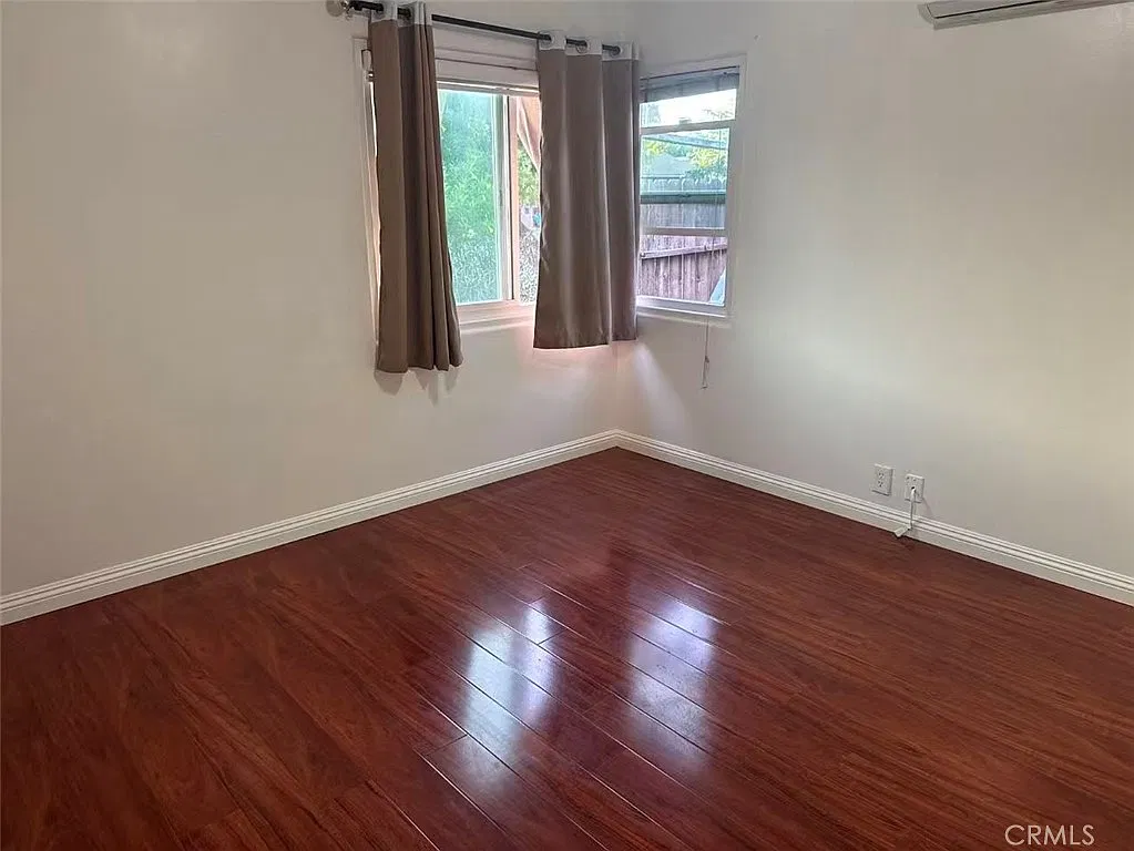 3 bed, 1398 sqft, $2,750 — Photo 2