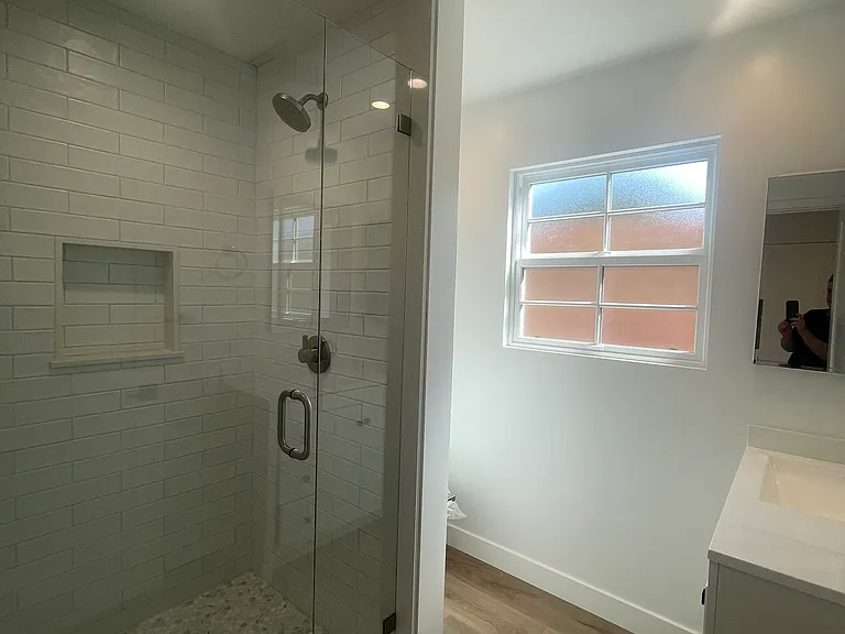 220 W Arrellaga St — Photo 12