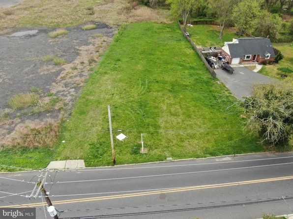 44 Coles Rd, Blackwood, NJ 08012