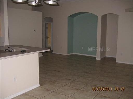 3rd image of 307 Pine Springs Dr
