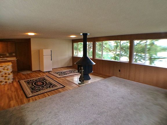 5th image of 1114 Shorewood Dr APT A