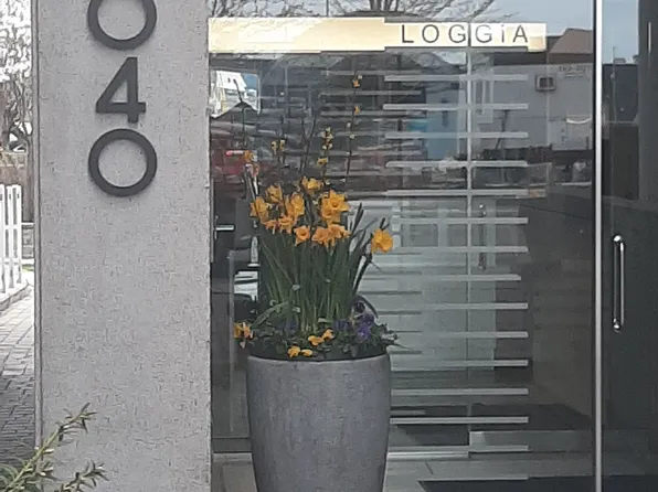 1040 The Queensway Ave, Toronto, ON