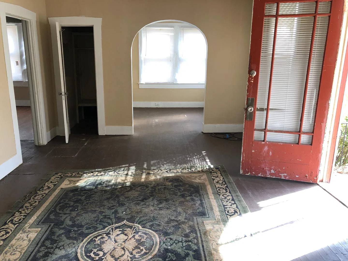 764 Hopkins Dr — Photo 3