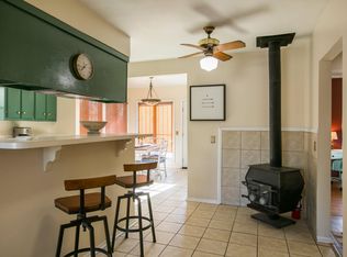 217 Cornell Dr SE, Albuquerque, NM 87106