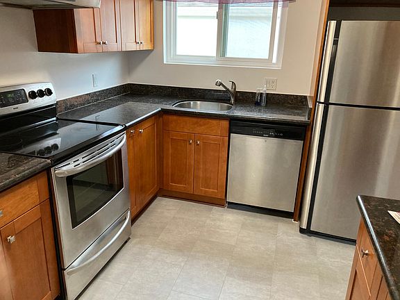 2nd image of 38 Canterbury Ave