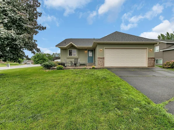 409 Highlands Dr, Albany, MN 56307