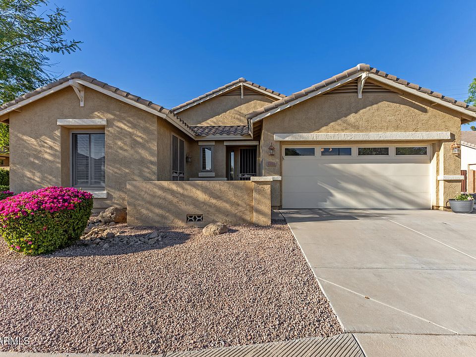1st image of 2102 E YELLOWSTONE Place