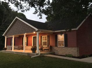 522 N College St, Lincoln, IL 62656