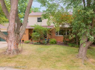 409 E Sycamore St, Mason, MI 48854