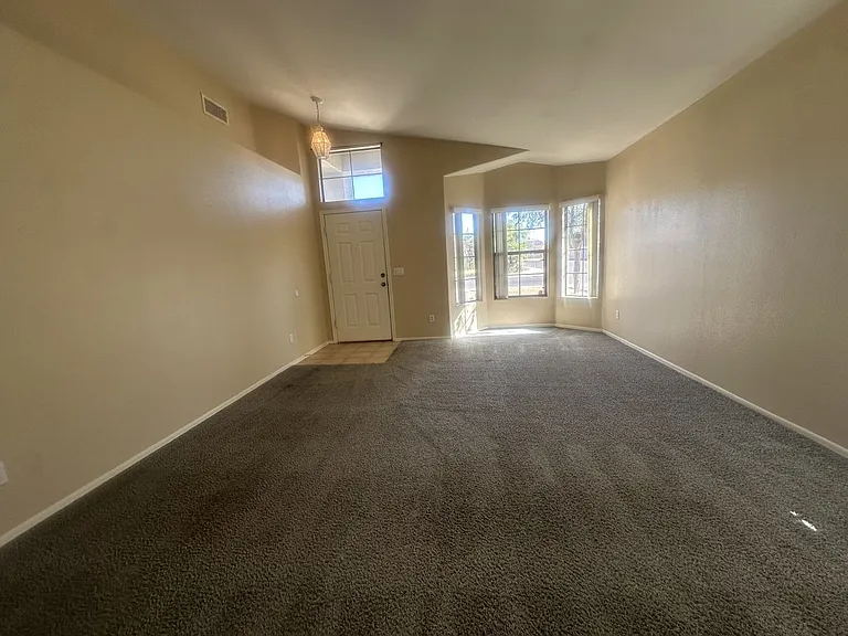 3285 E Ford Ave — Photo 7
