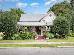 307 N Massey St, Selma, NC 27576