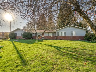 11050 NE Glisan St, Portland, OR, 97220