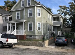 117 Ennell St, Lowell, MA 01850