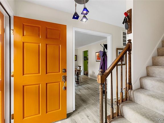 5th image of 1610 Wood Grove Cir