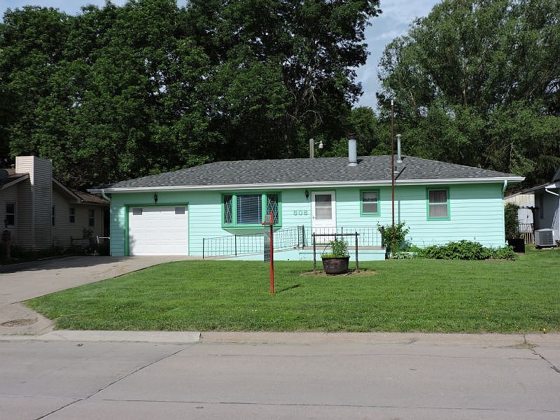 1st image of 808 N Vine St