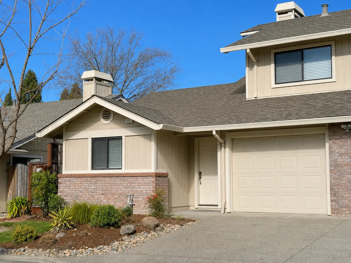 3 bed, 1317 sqft, $3,000 — Photo 1