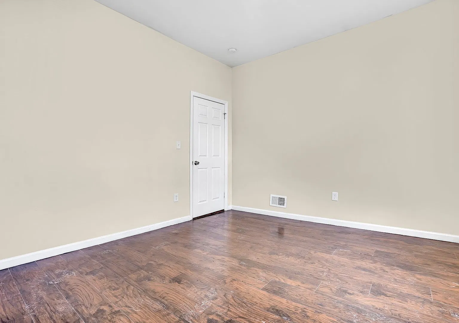 142-144 Seymour Ave Newark, NJ 07108 — Photo 4
