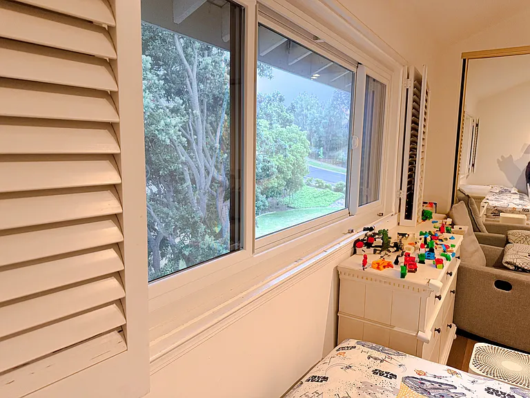 Laguna Ct — Photo 13
