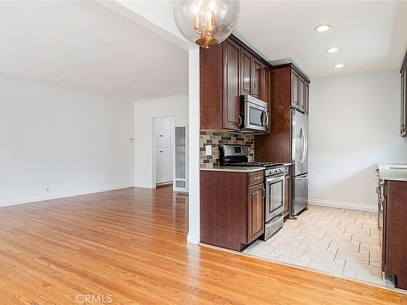 5th image of 1311 E 1st St APT 12