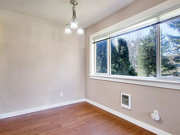 4th image of 1116 S 27th St