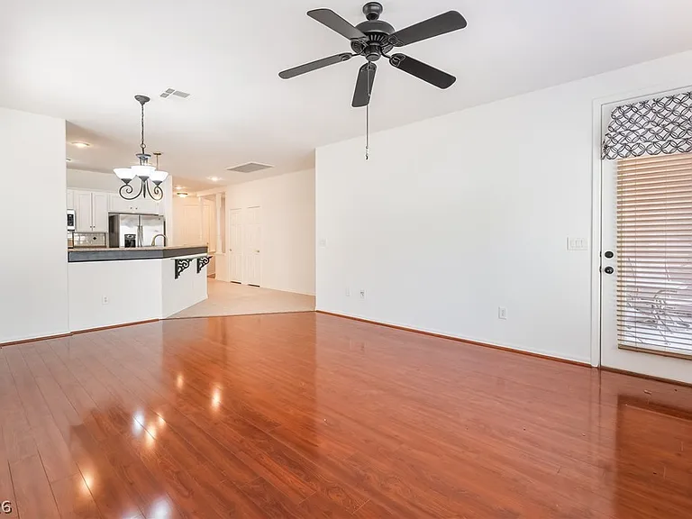 5389 Progresso St — Photo 16