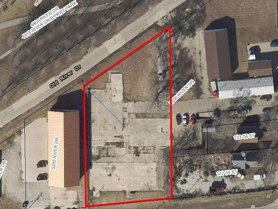 1st image of 5300 River Dr