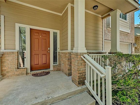 3rd image of 8707 Dulcet Dr