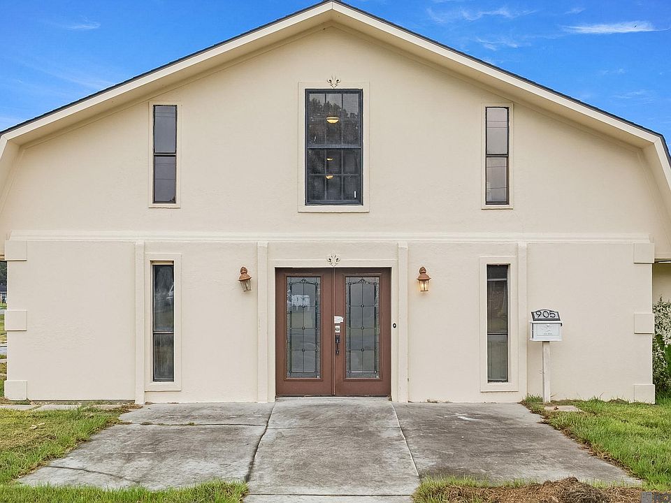 1st image of 905 Sinbad St