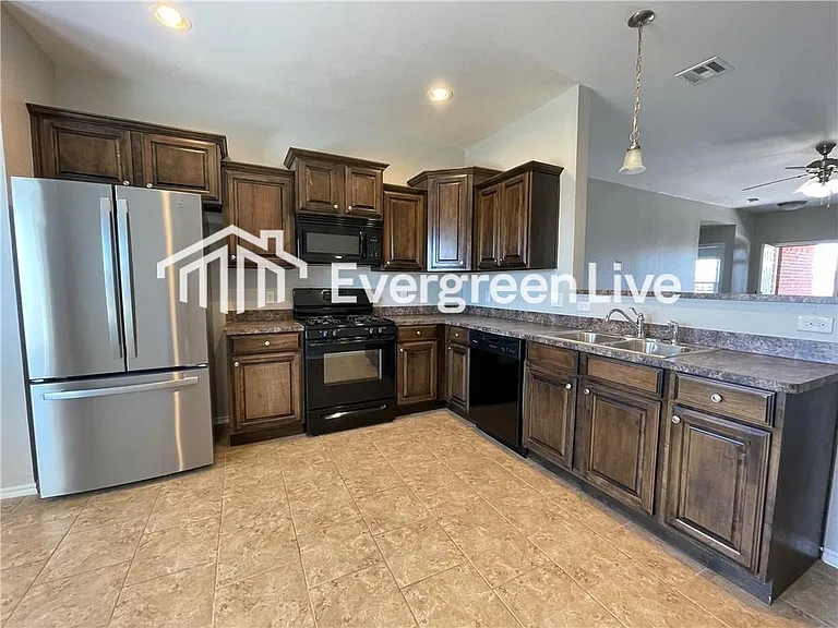 3312 SE 96th St — Photo 5