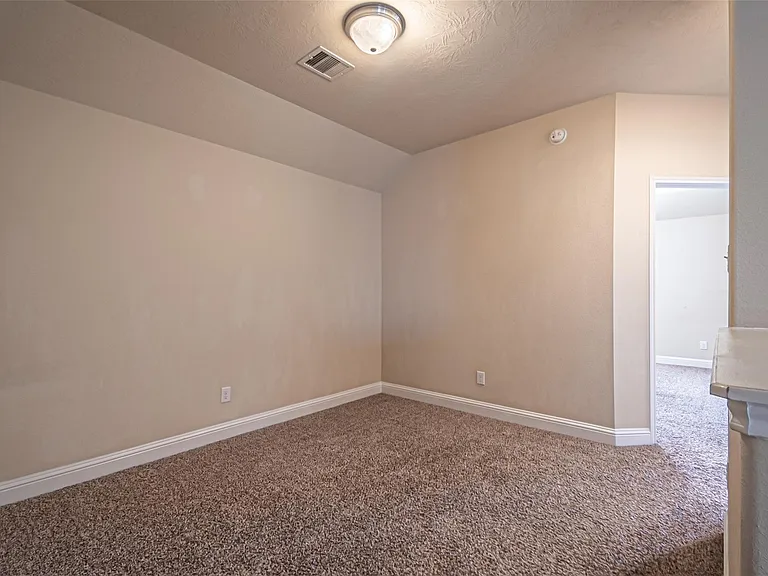 11507 Bermondsey Dr — Photo 41