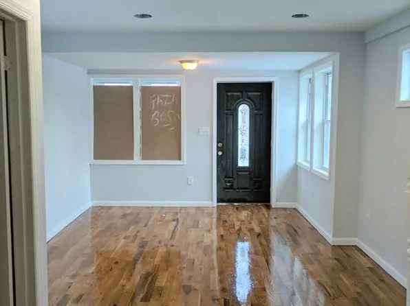 9909 216th St, Queens Village, NY 11429