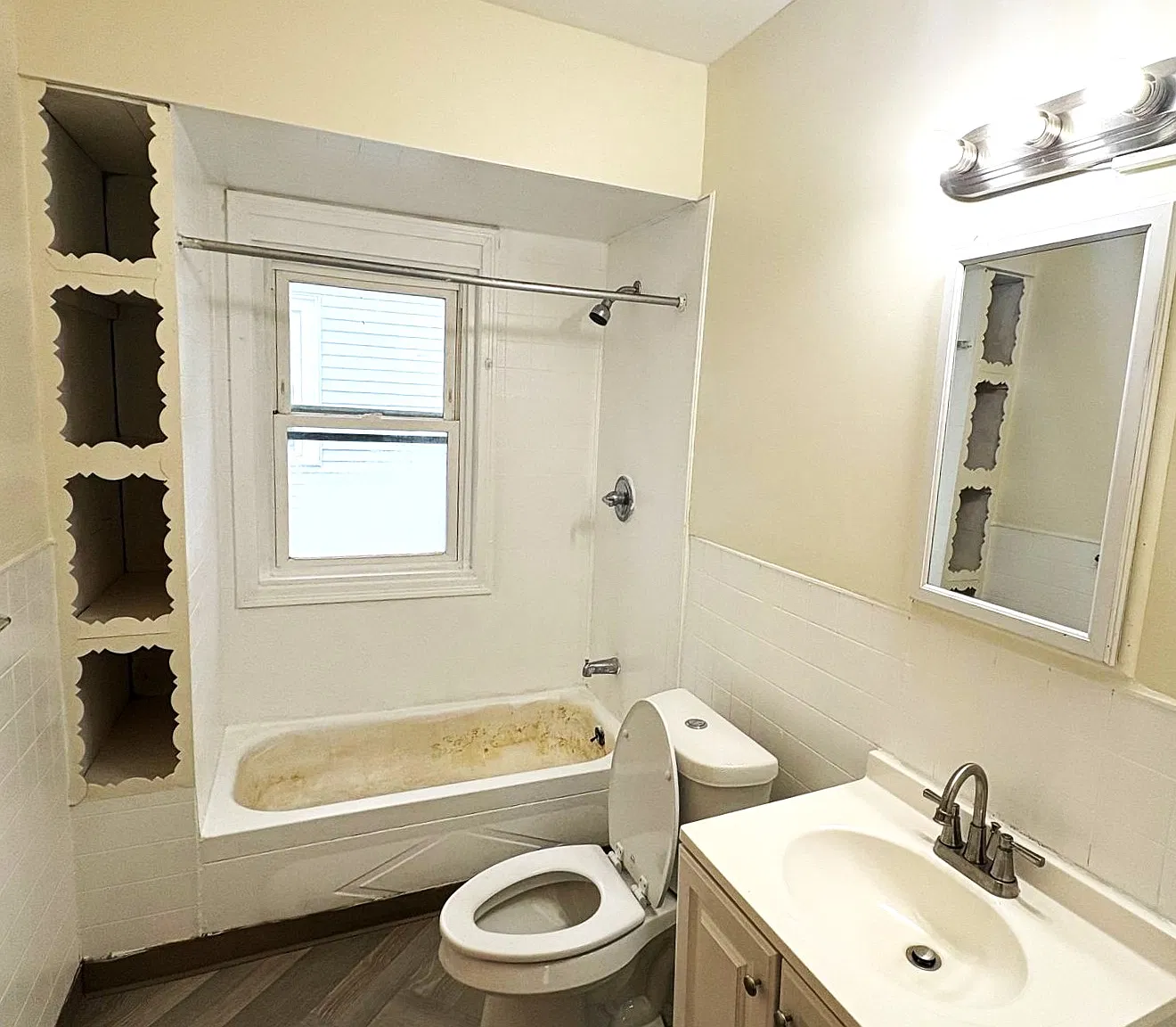 3 bed, $1,000 — Photo 3
