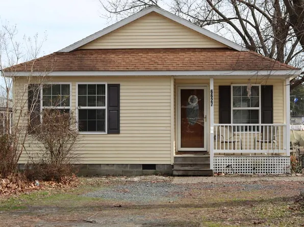 6627 Bay Breeze Dr, Horntown, VA 23395