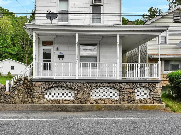 406 W Center St, Tremont, PA 17981