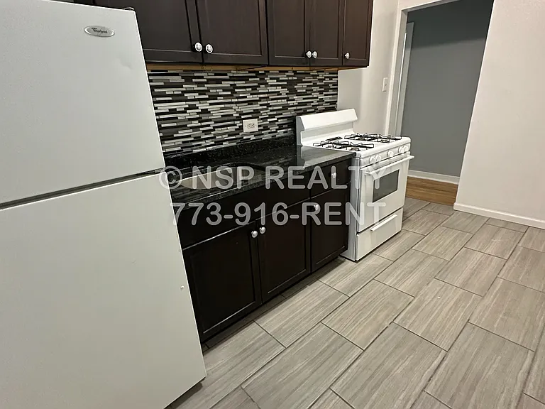 5670 N Ridge Ave #A — Photo 3