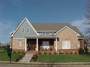 460 Pond Apple Rd, Clarksville, TN 37043