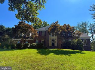 22350 Flintridge Dr, Brookeville, MD 20833