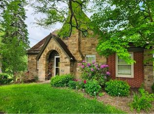 596 Morgantown Rd S, Uniontown, PA 15401