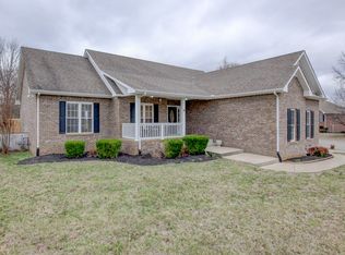 2878 Brunswick Dr, Clarksville, TN 37043