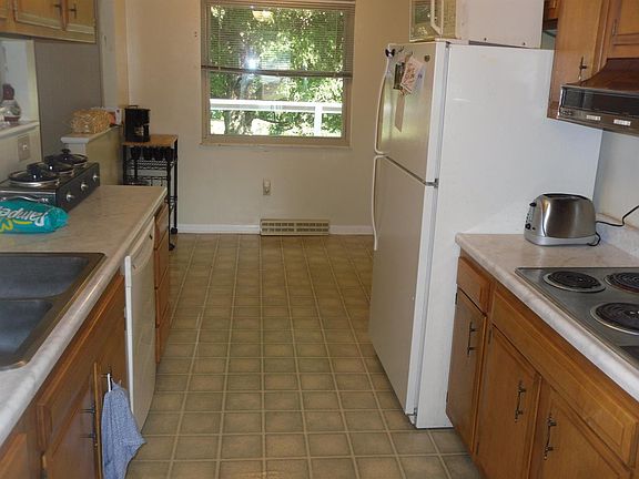 5th image of 7798 Rolling Meadows Dr