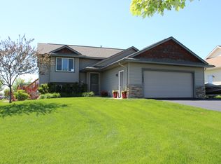 1690 Redhead Ave, Baldwin, WI 54002