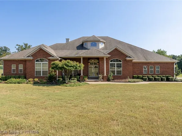 303 Fine Pl, Alma, AR 72921