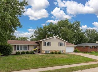 3731 Kenwood Ave, Davenport, IA 52807