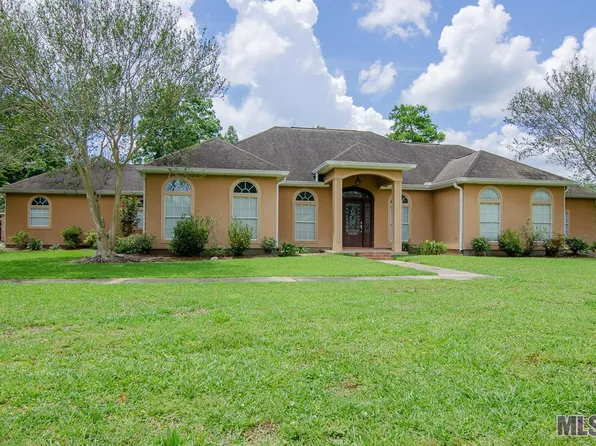 24130 Kirtley Dr, Plaquemine, LA 70764