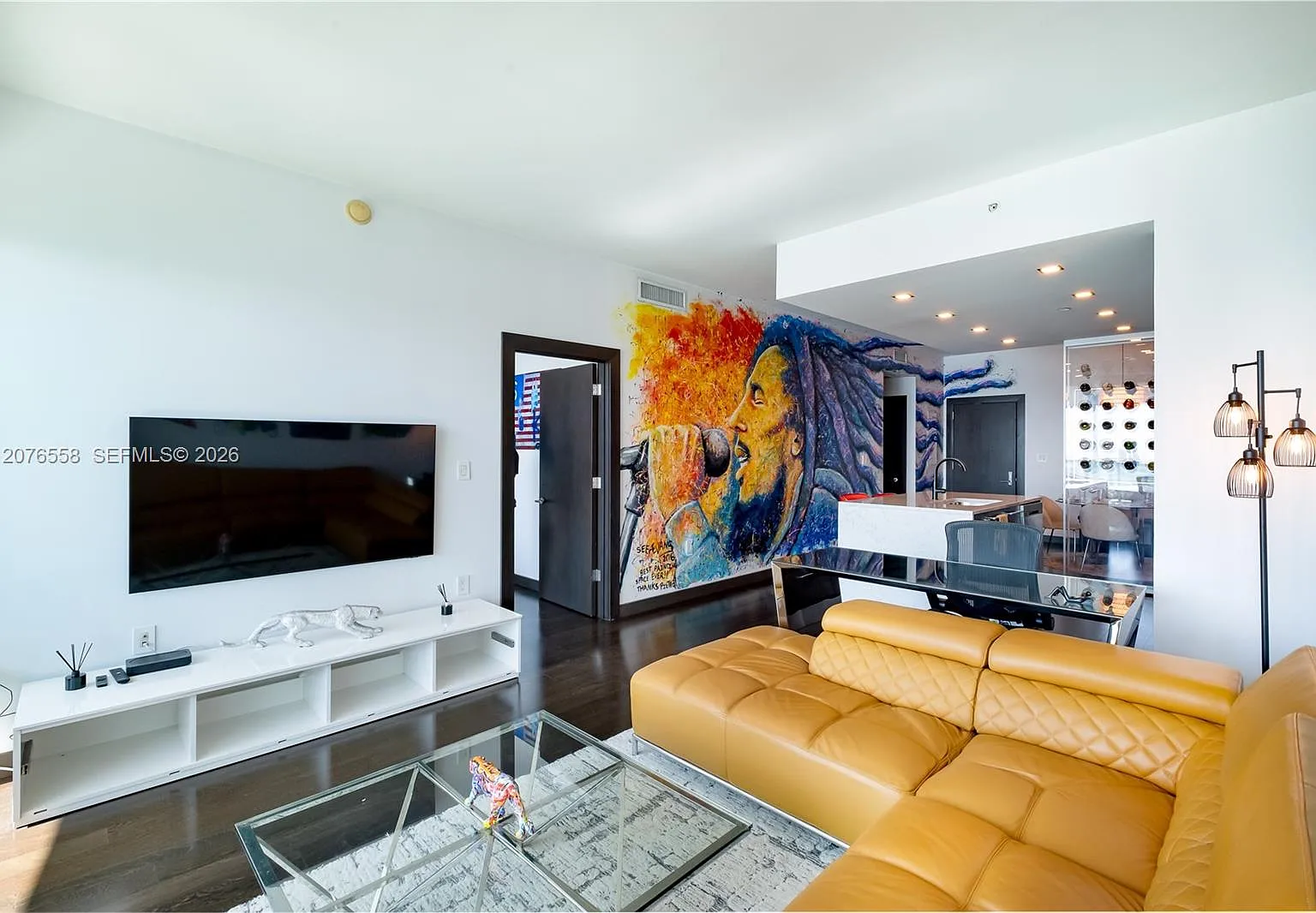 900 Biscayne Bay Condo — Photo 4