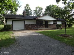 6890 Cherry Valley Rd, Marion, IL 62959